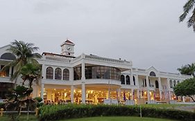 Tanjong Puteri Golf Resort Berhad